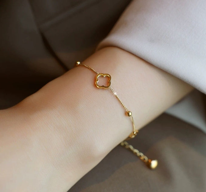 S925 sterling silver 14K gold finish - hollowed out clover bracelet